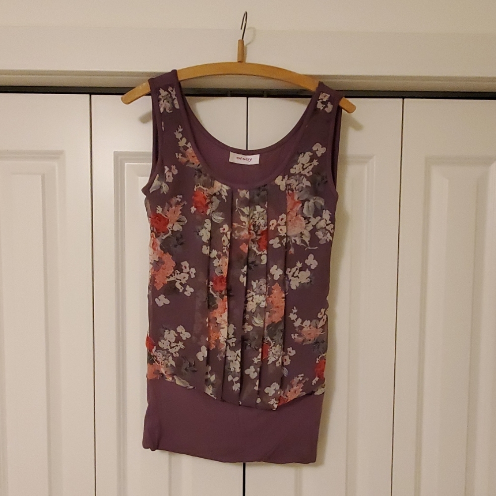 Top with flower front